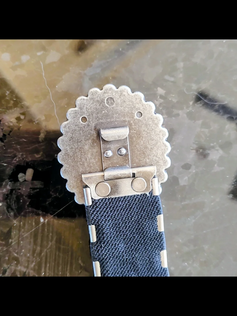 Decorative Silver-Tone Western Belt with Clear Oval Stone -